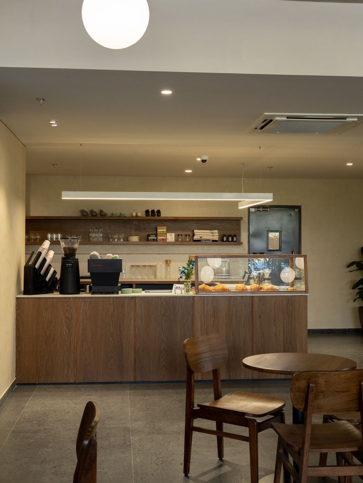 Aurelien I retail space 1